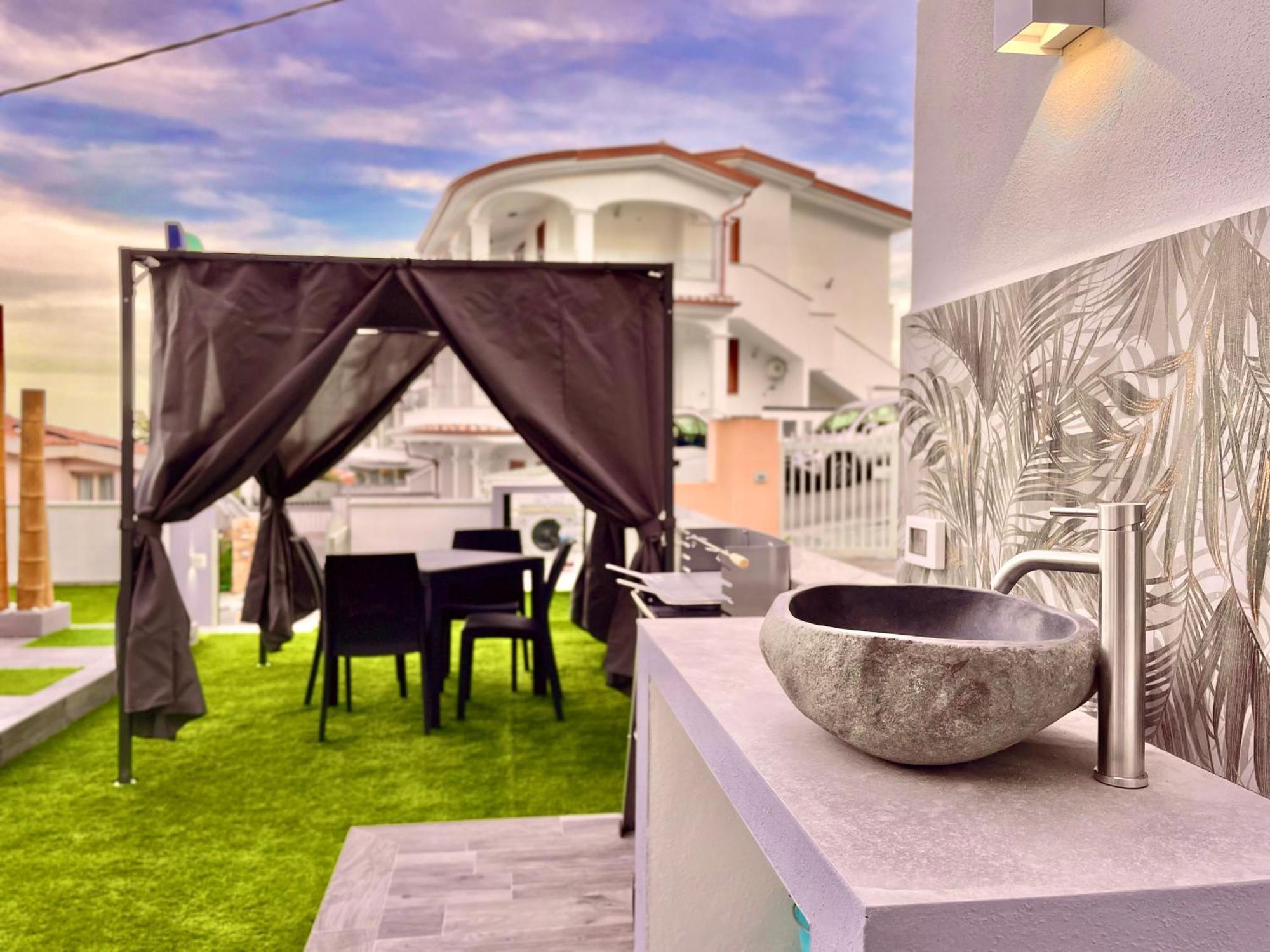 Bellavista Luxury Apartments La Caletta Exterior foto
